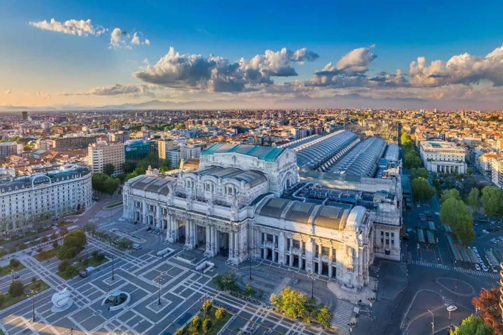 شقة Porta Nuova Lusso 8 Minuti Dal Duomo ميلان المظهر الخارجي الصورة